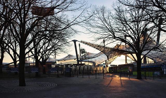 而爵士则需 而爵士则需